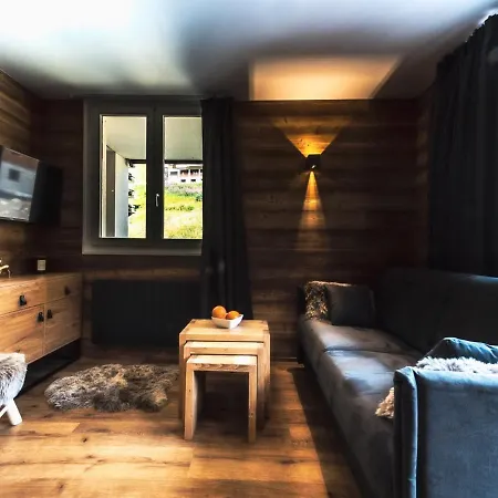 Aux Pieds Avec Balcon A Le Val Claret - Fr-1-502-358 Διαμέρισμα *