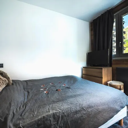 Apartament Aux Pieds Avec Balcon A Le Val Claret - Fr-1-502-358 *